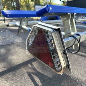 LED2 lámpa, 6 funkció, bal