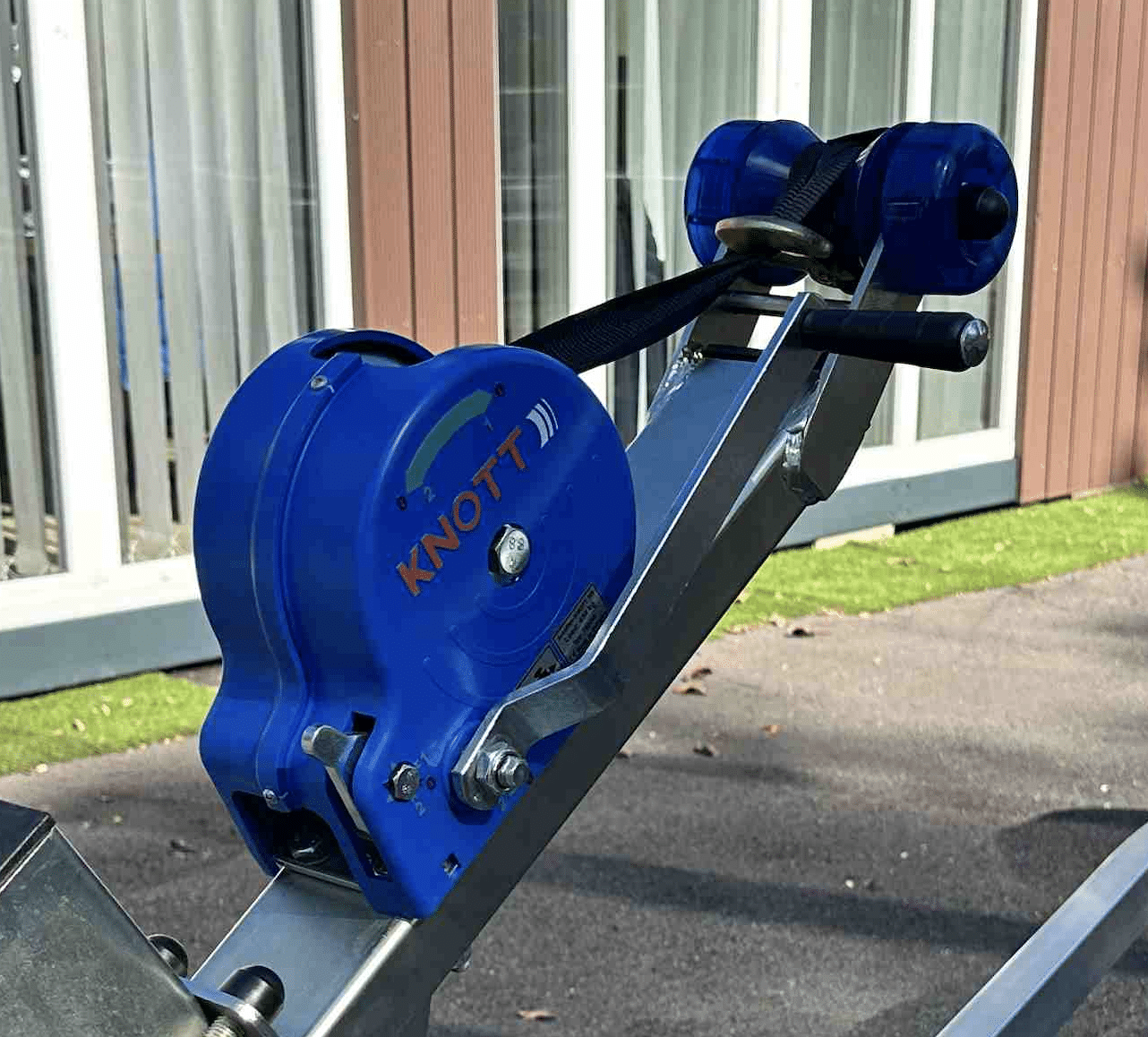 Csörlő 1150kg hevederrel, burkolt, kötőelemekkel, a kép illusztráció - Image 2